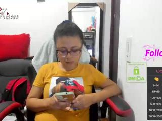 bonnie lam  hello welcome to my room I hope you have fun and you can reach your maximum pleasure here with me!