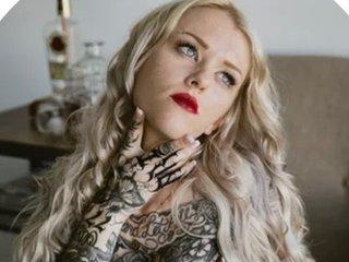 BlondeScarlettx