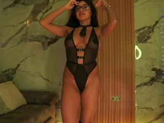 model independent 👑🎀