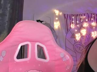 hey, im Ho Lee Sheet :D please help me to earn money for me and my pets  *^* Thank u very much