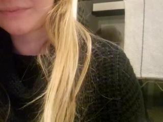 karlylouise19x