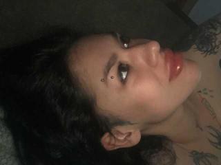 Alexa81c on BoyCamsLive 