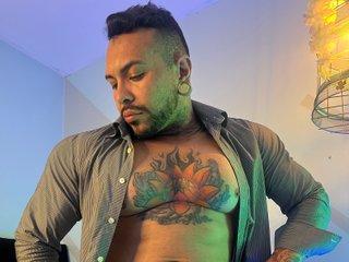 MuscleBigGuy