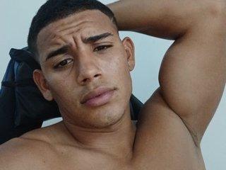 Luis_bate