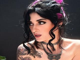 Missameliacblack