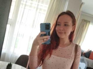 Scarlet_Kitty