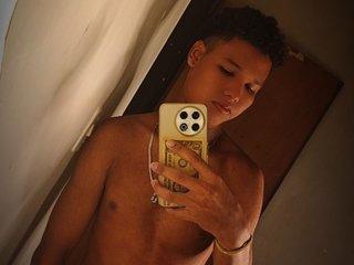 Alex_Bigcock23