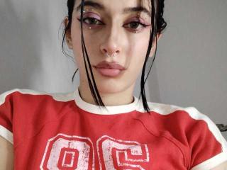 miafoster