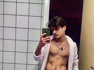 LeoMarks