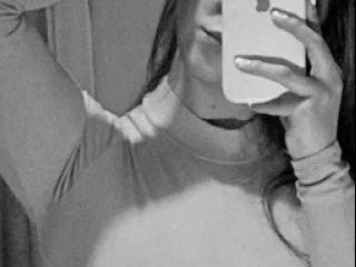 Cari_lowey