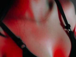 Sara-red-x2