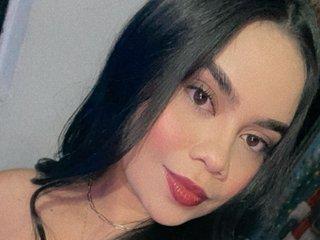 Victoria_Rey