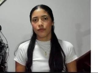 Luciana_Veelez