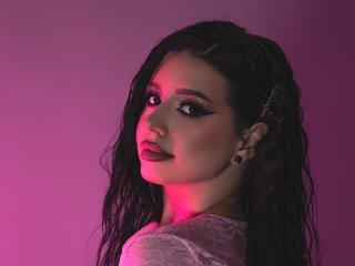 laraannee