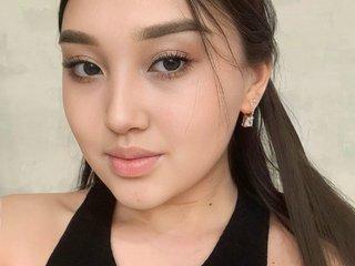 Kally_Mai