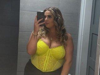 CurvySummerxx