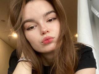 CatrineDeMew