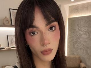 HannaDeluxee
