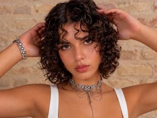 LauraBeca