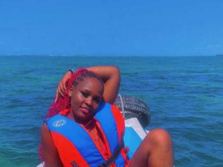 Zuri-sexy