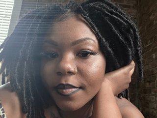 Foxxy_Brown101