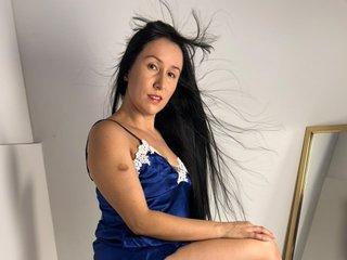 andrea_saenz40
